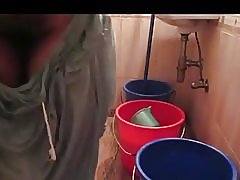 Sexy Ấn Độ bhabhi Giặt closthes