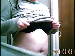 Vợ bắt chơi với ngực và núm vú